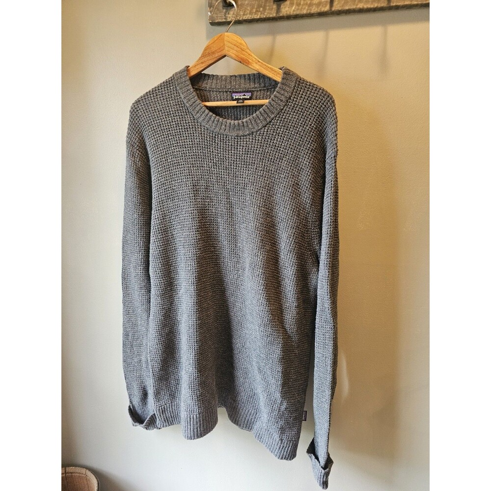 Patagonia Men's Gray Knit Crew Neck Pullover Sweater Long Sleeve Logo 2XL